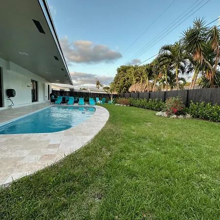 The Sun House - 3 Bed, 2 Bath, Private Pool, Fire Pit, Huge Backyard Villa Fort Lauderdale Exterior photo