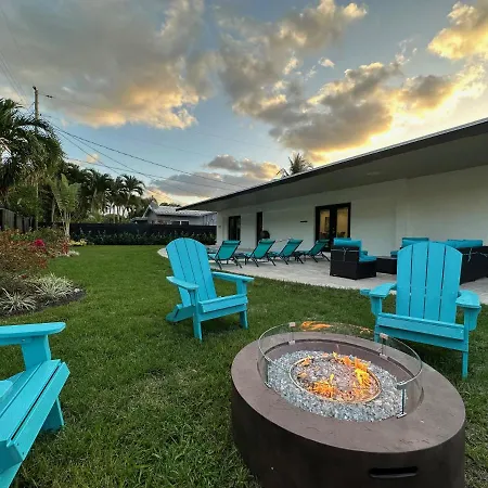 The Sun House - 3 Bed, 2 Bath, Private Pool, Fire Pit, Huge Backyard Villa Fort Lauderdale Exterior photo